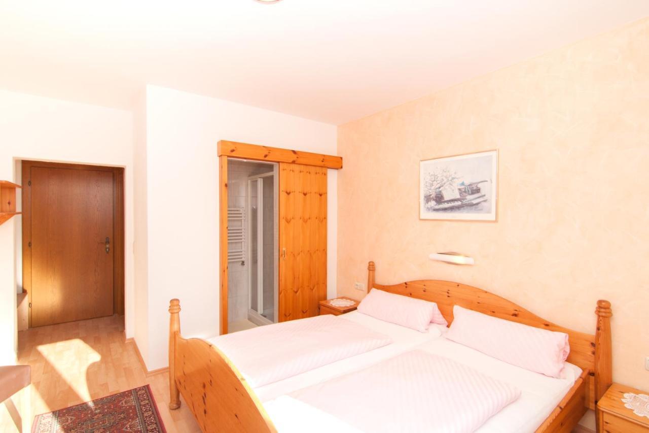 Restaurant - Cafe - Pension Hassler Берґ ім Драуталь Екстер'єр фото