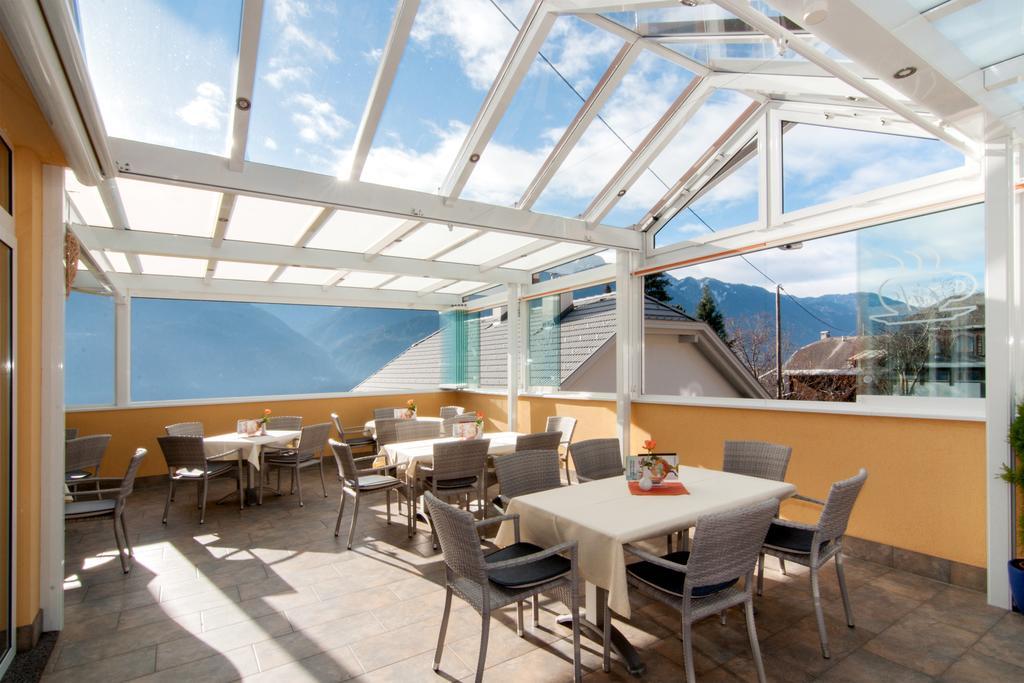 Restaurant - Cafe - Pension Hassler Берґ ім Драуталь Екстер'єр фото