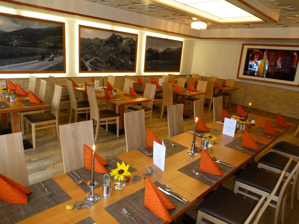 Restaurant - Cafe - Pension Hassler Берґ ім Драуталь Екстер'єр фото