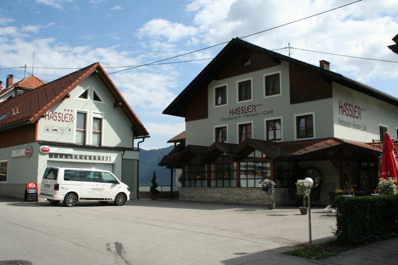 Restaurant - Cafe - Pension Hassler Берґ ім Драуталь Екстер'єр фото